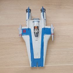 Star Wars Resistance A-Wing Fighter Force The Last Jedi w/ Pilot