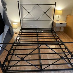 9" Queen High Profile Easy Assembly Smart Metal Box Spring