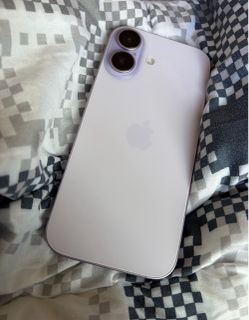 iPhone 17 $450