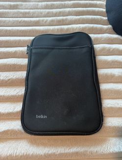 Belkin Black Neoprene Tablet Sleeve