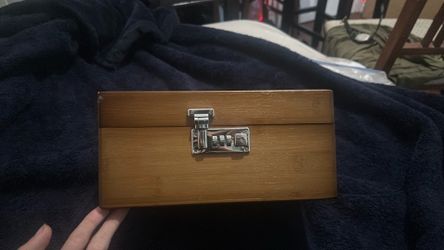 Locking box