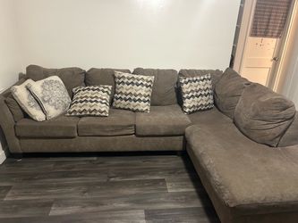 Sectional couch