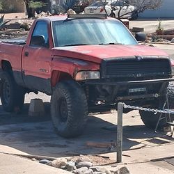 2001 DODGE RAM 1500 4x4