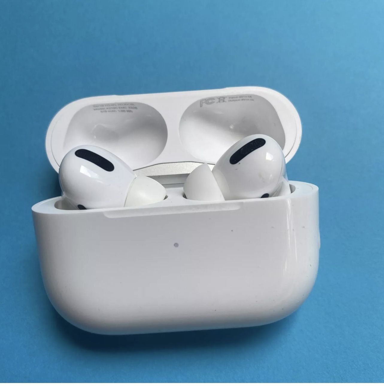 Apple AirPods Pro (2nd Generation)