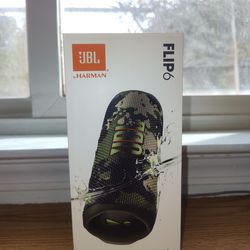 JBL Flip 6 Mini Portable Wireless Bluetooth Outdoor Stereo camo