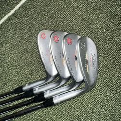 Titleist Vokey golf wedge club set