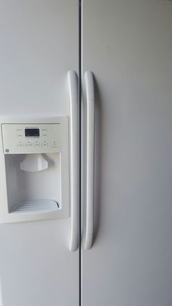 Ge white refrigerator