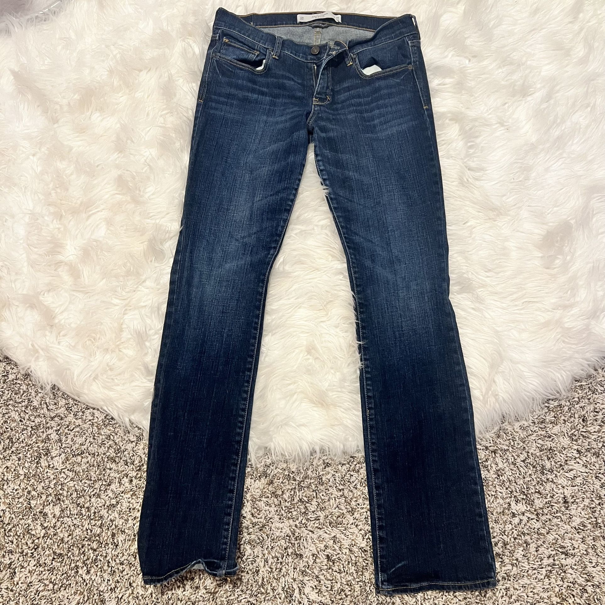 Women’s Abercrombie and fitch jeans. Size 6