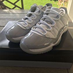 Jordan 11 Low Cement Grey