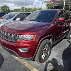 2018 Jeep Grand Cherokee Laredo RWD