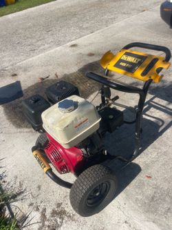 Dewalt pressure washer  4400 psi /4.00 gpm  works great
