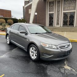 2011 Ford Taurus