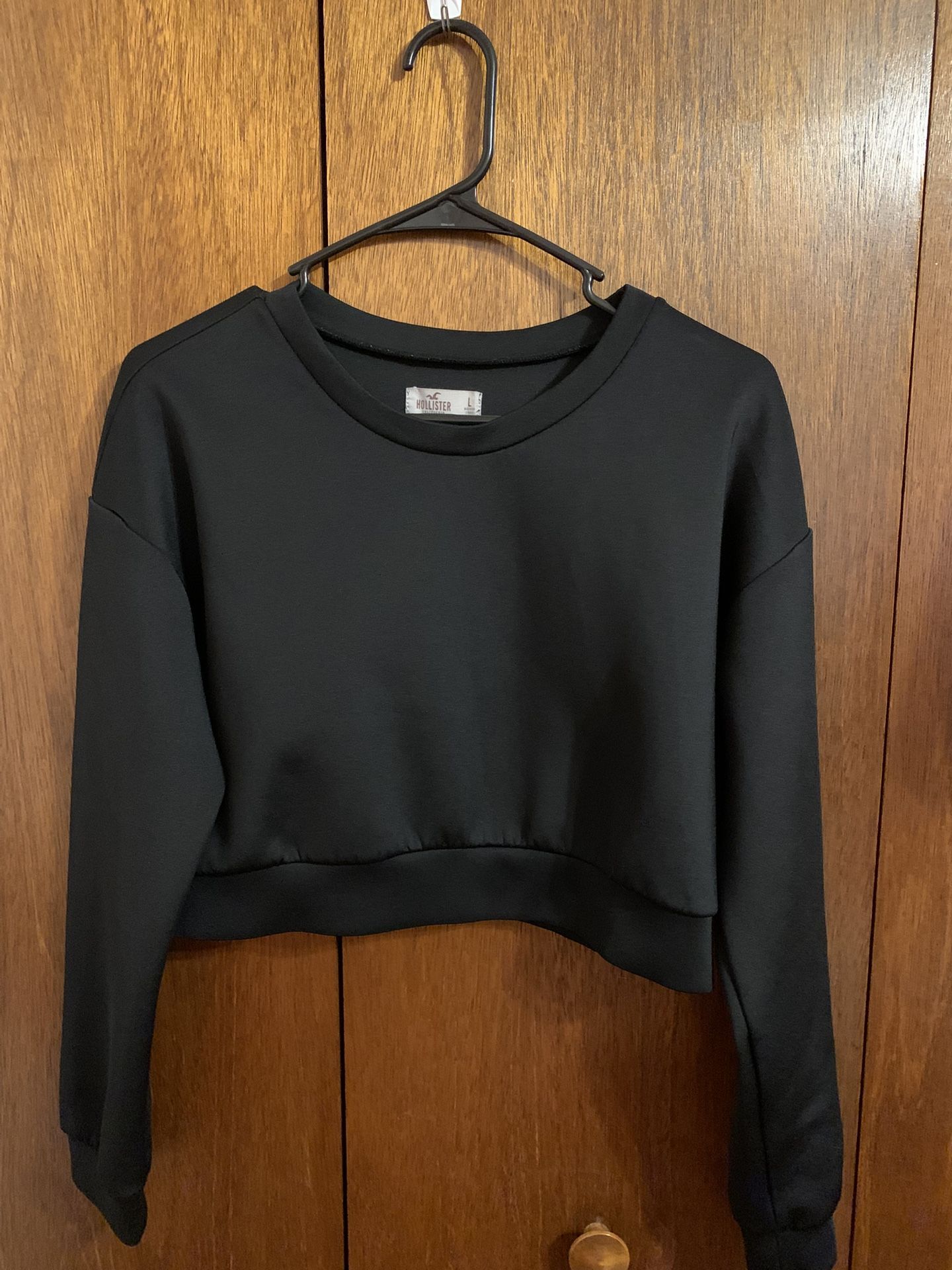 Hollister Cropped Sweater 