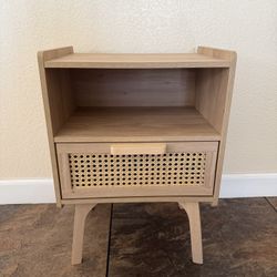 rattan night stand  (pickup only) La Puente 