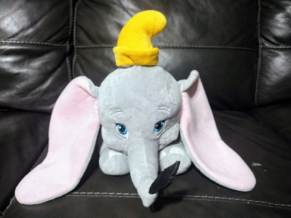 Disney Dumbo Stuffed Animal Plushie W/ Feather Edtion