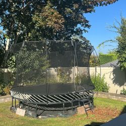 Spring free trampoline