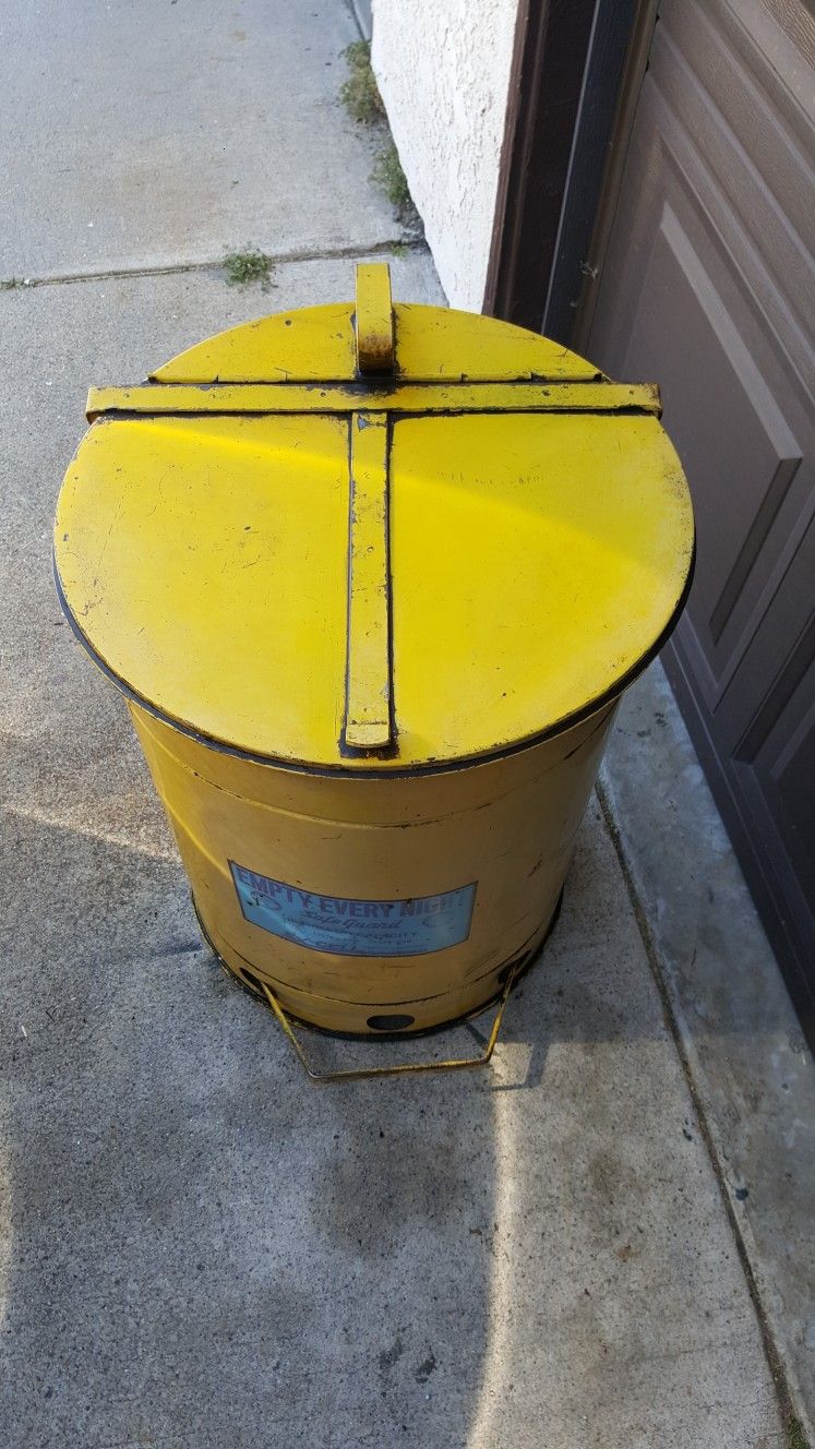 Shop Rag Bucket Shop Rag Bin for Sale in Rossmoor, CA - OfferUp