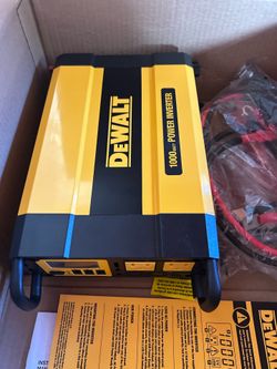 New DEWALT 1000-Watt Portable Car Power Inverter with Triple USB Ports