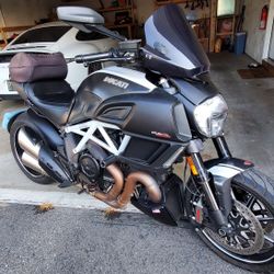 2015 ducati diavel carbon