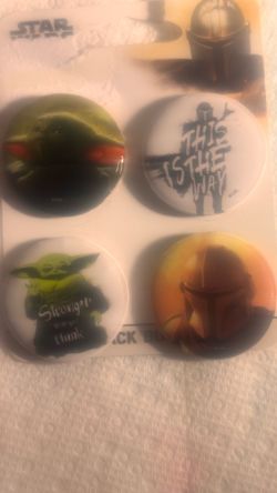 “STAR WARS”, 4’ BUTTONS
