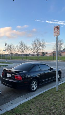 2003 Ford Mustang