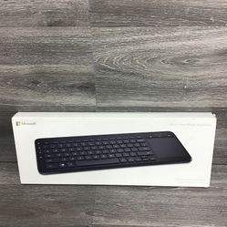 NEW OPEN BOX Microsoft All In One Media Keyboard Wireless 