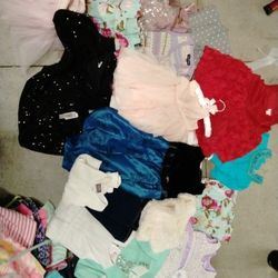 Girls Clothes Size 3-5.   30 Plus Pieces. 
