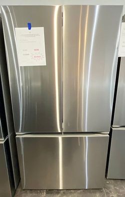 LG 32cu ft Standard Depth MAX French Door Refrigerator w/ Pocket Handle, Water & Ice