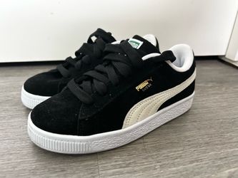 The PUMA Kids Suede (shoes size 1) In great condition!!! Only $10