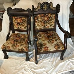 Late 19th Century European Throne King and Queen Chairs- Set of 2