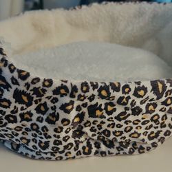 Small Pet Dog Puppy Kitten Bed Set – 3 Pieces Soft Cozy Beds