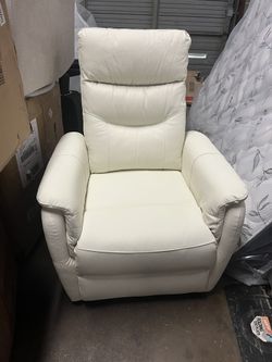 Brand new white power recliner with USB port