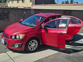 CHEVROLET. SONIC. 4. CILINDROS