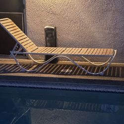 2 Pool Lounge chair