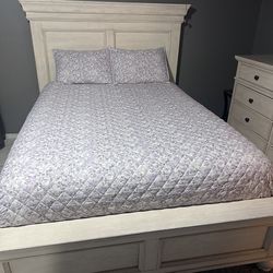Queen Panel Bed - Beige