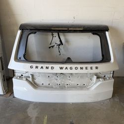 2024 Lift Gate  4  Jeep Grand Wagoneer