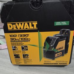 Dewalt 100'/300' Self leveling crossline laser