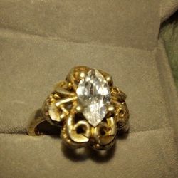Solitare Marquise Beautiful Marquise CZ  Solitare Ring/ SOLID STERLING SILVER- 925 Stamp.  Really Lovely Ring.  😍 Comes With Box -Size 6-7 