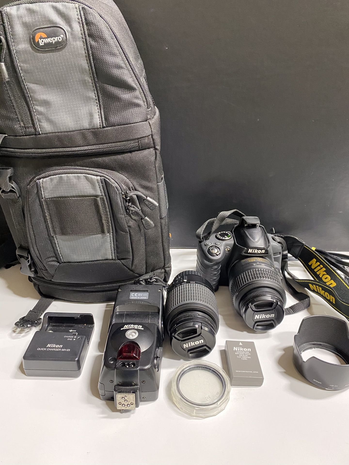 Nikon D3000DSL camera bundle- comes with everything shown