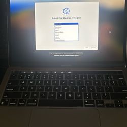 2020 MacBook Pro M1 13” (8GB/256GB)