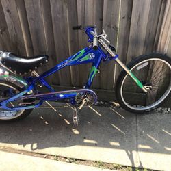 Schwinn Stingray Chopper Bike 