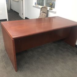 Desk 6’