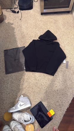 Fear of God Essentials Black Hoodie (extra Small) – New w/ Bag