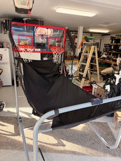 Pop a shot 2 baskets
