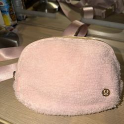 Lulu Lemon Pink Fur Everywhere Belt 