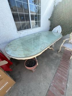 Dining Room Table Italian style with Two Armchairs