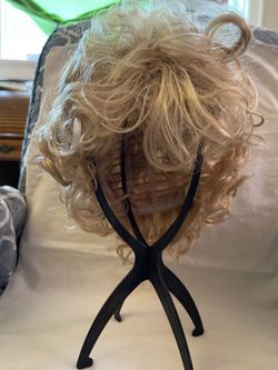 Curly Blond Wig NEW!