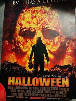 Lot of 10  Original Horror Movie Posters ( Texas Chainsaw, Halloween, Dawn of the Dead)