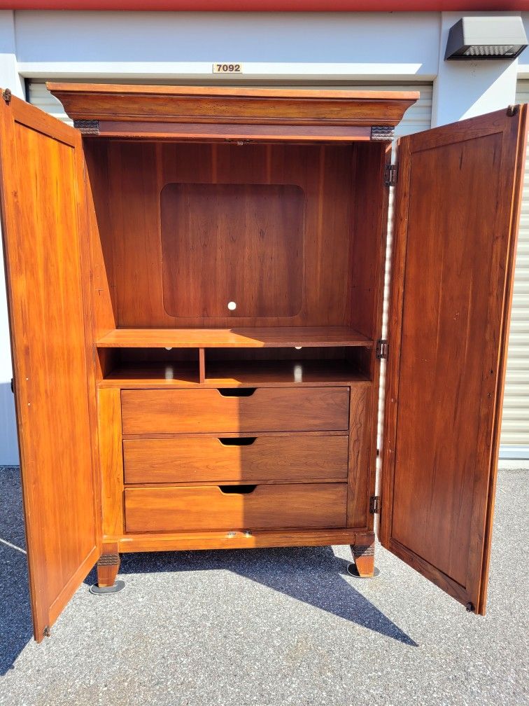 HUGE FLASH ESTATE SALE TODAY ONLY😃😯9-6pm! ALL MUST GO!! ROCK BOTTOM PRICES💯TONS MORE! Bring a Trk