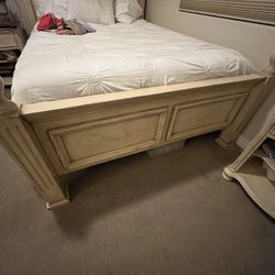 Girls Queen Bedroom Set